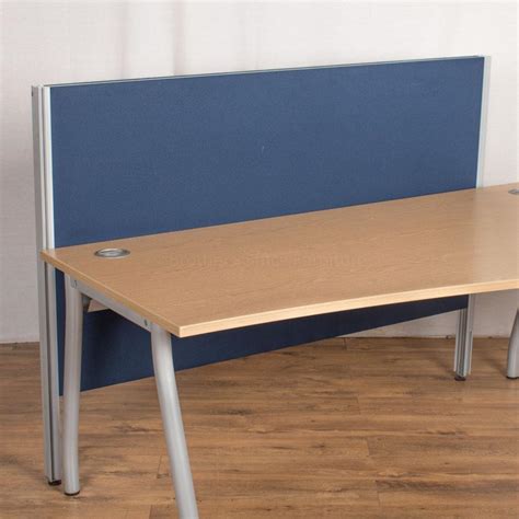 Blue 1600w Floor Standing Desk Divider Uds66