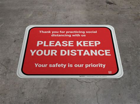 Social Distancing Please Keep Your Distance Floor Sign