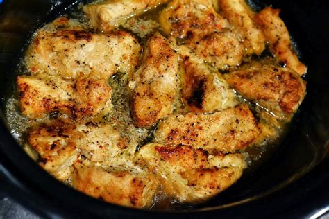 This delicious crockpot lemon chicken is so hearty and delicious and no one will believe how easy this dinner is. Mrs. Nanette Rae Pfeiffer: The Fit Wife: Crock Pot Lemon ...