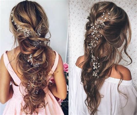 Go as far as you can to make your prom look unique and elegant using a combination of braids and a classy bun. Simply Adorable Prom Hairstyles 2017 | Hairdrome.com