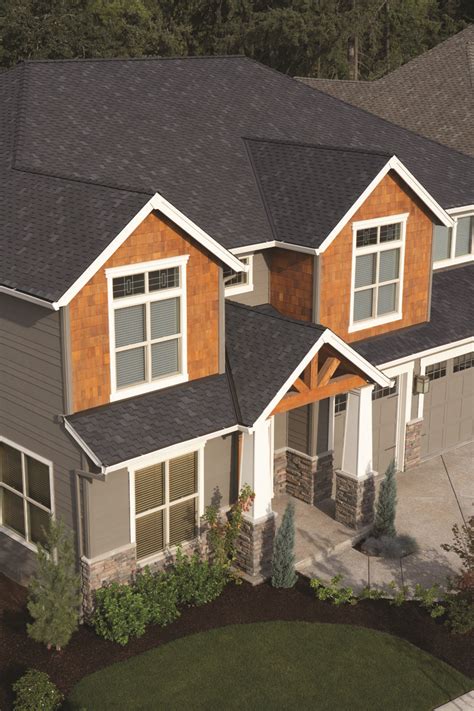 Generally speaking, white shingles are the way to go. Dark Blue Woodmore Roofing Shingles. | Huis