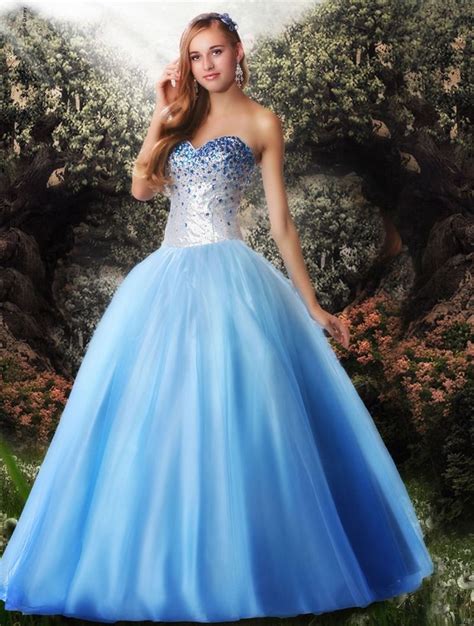 Make Your Prom Night Enchanting With These Disney Princess Themed Gowns