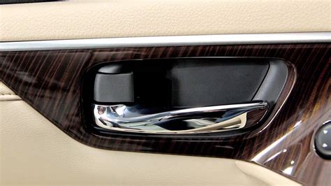 It automatically changes the pressure in your vehicle's brake lines to maintain maximum brake performance just. 2015 Nissan Altima - Intelligent Key and Locking Functions ...