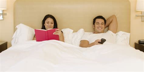 14 Things Only Antisocial Couples Understand Huffpost