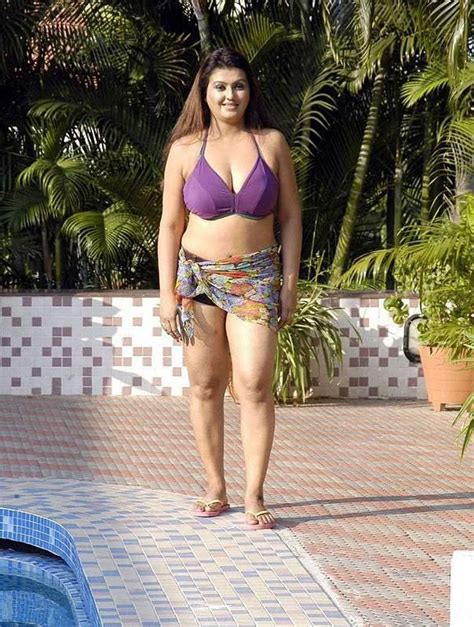 Sona Aunty South Indian Hot Actress Wet Photos In Swimsuitbikini