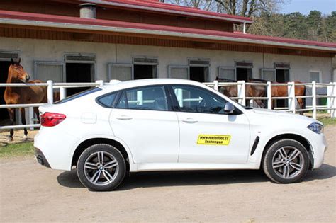 Less extreme versions will follow later, but bmw seems to want to put its best foot forward first with this car. BMW X6 M50d - im Test - Offroader-Tests - Offroad - motorline.cc