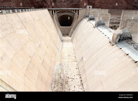 Hoover Dam Spillway High Resolution Stock Photography And Images Alamy