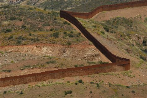United states) es un país de norteamérica que limita al norte con canadá y al sur con méxico. Especialidad en Estudios de la Frontera México-Estados Unidos