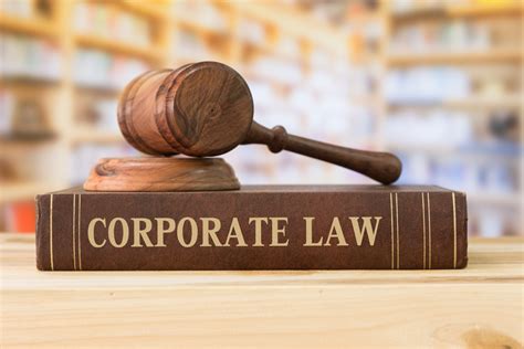 Why Every Business Needs A Corporate Lawyer An Honorable Run