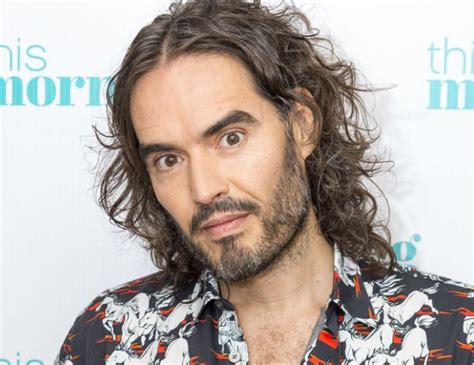 Russell Brand Net Worth 2021, Age, Height, Weight, Wife, Kids ...