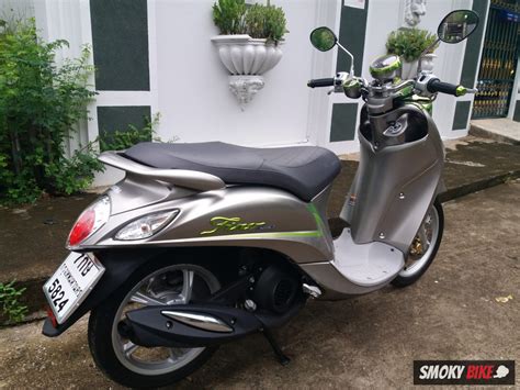 It comes with the option of a variable speed transmission gearbox. มอเตอร์ไซค์มือสอง Yamaha Fino 125 Premium Deluxe ฿35,900 ...