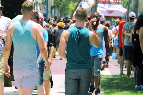 How To Dress For Gay Pride HomoCulture