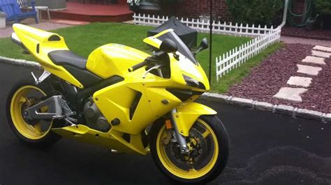Get the latest specifications for honda cbr 600 rr 2003 motorcycle from mbike.com! 2003 Honda CBR 600rr walk around - YouTube