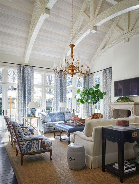Traditional Style Gets A Fashion Forward Update In This Denver Home In
