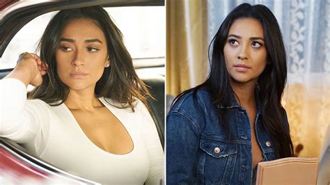 Shay Mitchell Recreates “you ” “pretty Little Liars” Characters In Tiktok Video Teen Vogue