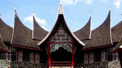 Rumah Adat Sumatera Barat Nama Ciri Dan Gambar Freedomsiana