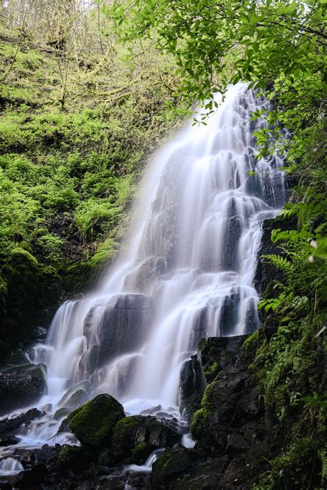 Spring Waterfall Chasing Locals Guide To The Best 10 Waterfalls In