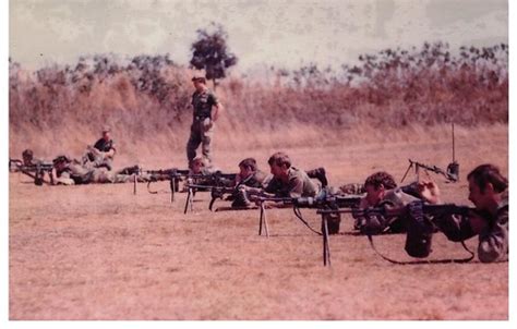 Rhodesian Army Rhodesian Soldiers Checking And Testing Cap Flickr