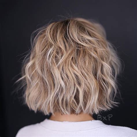 We value our clients and our viewers and look. Wavy Bronde Bob with Subtle Layers | Thin hair haircuts ...