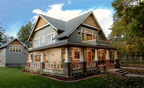 15 Inviting American Craftsman Home Exterior Design Ideas