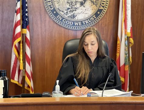 Elisabeth Espinosa For Circuit Court Judge