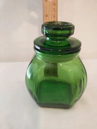 VINTAGE WHEATON EMERALD Green Glass Canister Lid Apothecary Jar 4 5