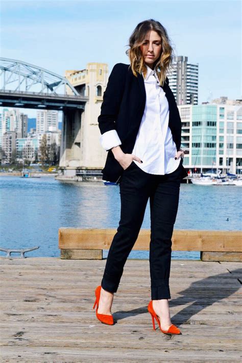 Shares facebook twitter google+ pinterest stumbleuponare you afraid of wearing white jeans? 18 Chic Ways to Wear Your White Button-Down Shirt This ...