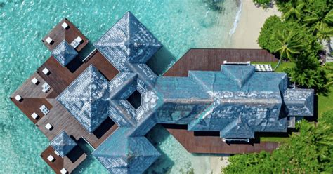Luxury All Inclusive Maldives Paradise With A Dubai Stopover