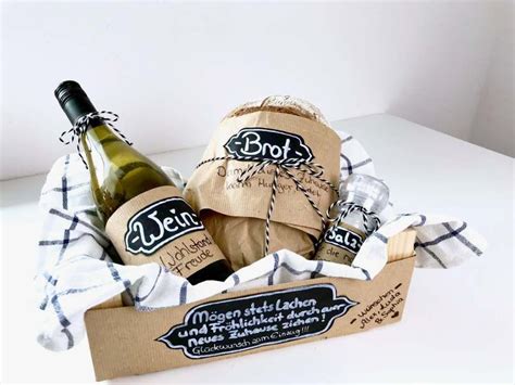Schöne sprüche zum haus, zur wohnung oder büro für alle gelegenheiten. Brot, Salz und Wein - Klassisches Geschenk zum Einzug neu ...