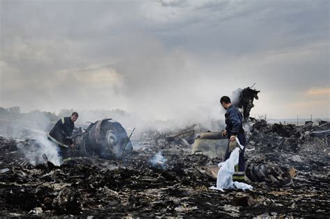 May 27, 2021 · dutch judges viewed the reconstructed shell of the downed malaysia airlines flight mh17 ahead of a trial for four suspects to be held in the hague. Met volharding en precisie op zoek naar gerechtigheid voor ...