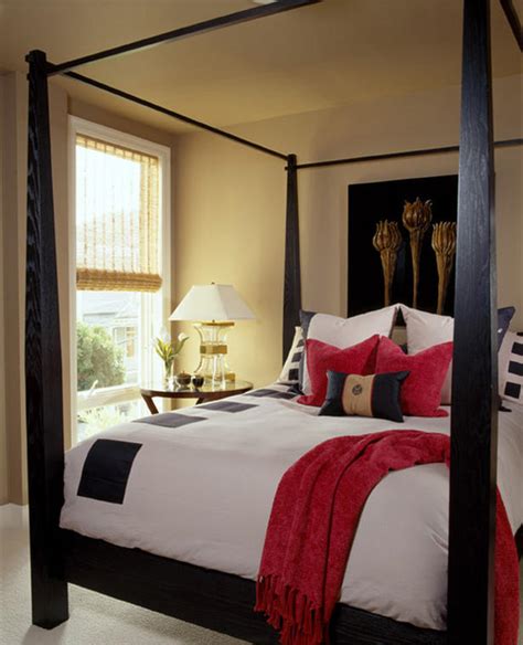 Based on your energy and other feng shui readings, you will find a layout totally unique to you. Red Feng Shui Bedroom Colors and Layout - InspirationSeek.com