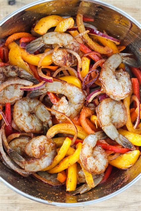 This weeknight dinner comes together in 20 minutes and is a great low calorie and my personal favorite recipe for pico de gallo, an essential for a good mexican spread, is the pioneer woman's recipe. Sheet Pan Shrimp Fajitas