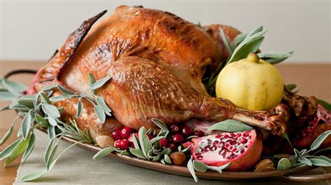 Take the kitchen prep and meal planning out of christmas eve and christmas day dinner with these fine dining options. 20 Places To Enjoy Thanksgiving Dinner In San Diego - Eater San Diego
