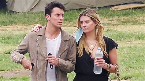 Mischa Barton Seen With Mystery Man During Pda Walk See Pics