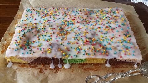 Suchst du ein muffinrezept für eine kinderparty? Topping Queen: Papageienkuchen