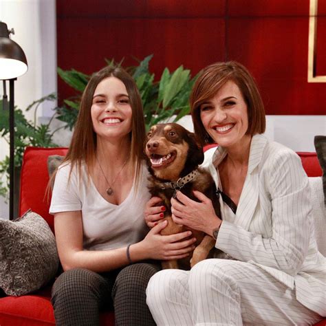 Apresentadora de tv e mãe da beatriz e do filipe. Fátima Lopes descansa ao lado de companheiro docinho