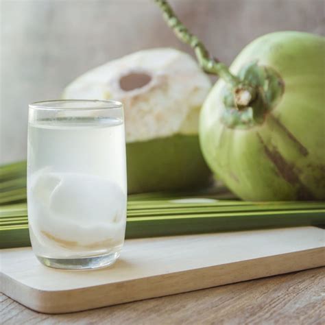 Coconut Water Photos : Benefits Of Coconut Water 10 More Reasons To