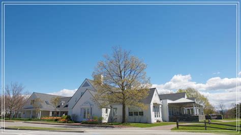 We have 70 years of experience manufacturing and assembling roman shades. Burlington Country Club - Gordon's Window Decor