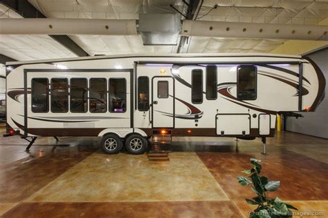 From motorhomes to fifth wheel campers and toy haulers, you've gotta check out these great bunkhouse floorplans! New 2015 346RETS Rear Living Room Luxury 5th Fifth Wheel ...