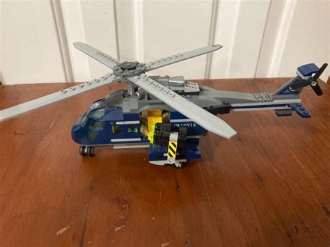 Lego 75928 Jurassic World Blue S Helicopter Pursuit Ebay