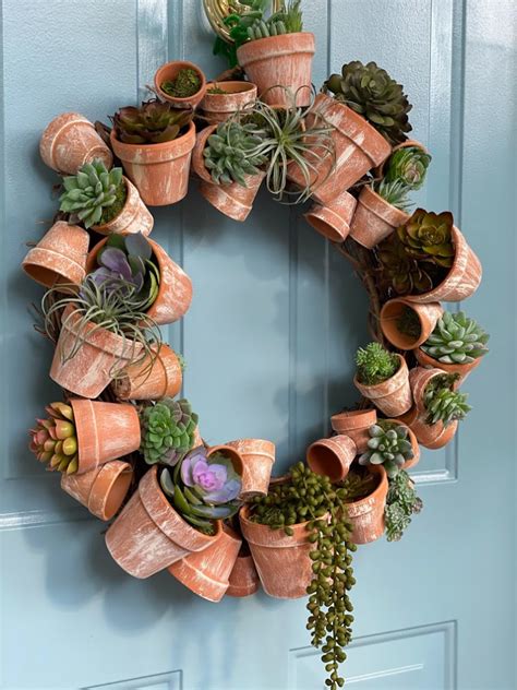 How To Make Your Own Marvelous Flower Pot Succulent Wreath Celebrate