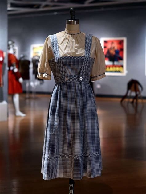 Judy Garlands Wizard Of Oz Dress Sells For More Than £1 Million