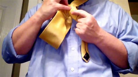 How To Tie The Criss Cross Knot Youtube