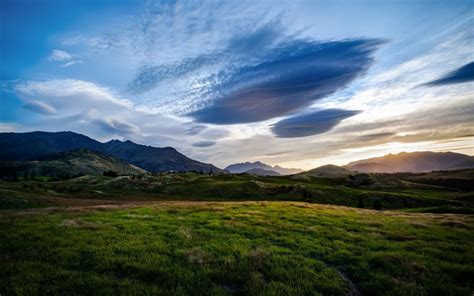 New Zealand Queenstown Valley Landscape Nature Wallpaper 2560x1600