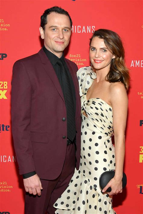 matthew rhys kept early romance with keri russell secret for solid year
