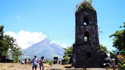 Cagsawa Ruins Mayon Volcano Philippines Stock Photo Image Of Cagsawa