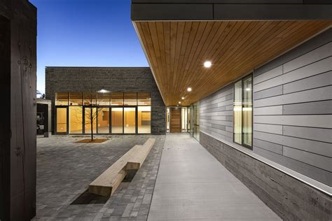 Carpenter's Union Local 249 — sza Shoalts and Zaback Architects Ltd.