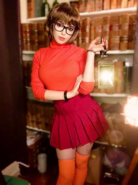 Self Jinkies New Velma From Scooby Doo Cosplay By Heyitsxen Cosplay