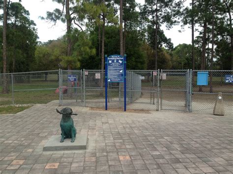 Barkingham Dog Park - Fort Myers, FL | Pet Friendly Travel