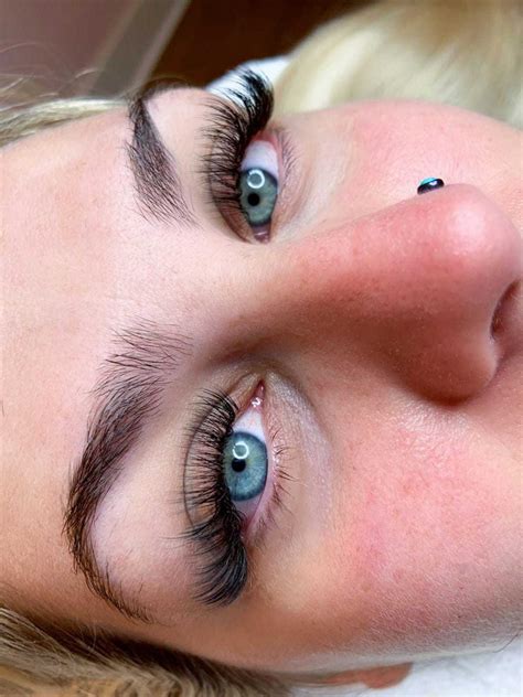 get beautiful and long lasting eyelash extensions—how lashboutiquefl